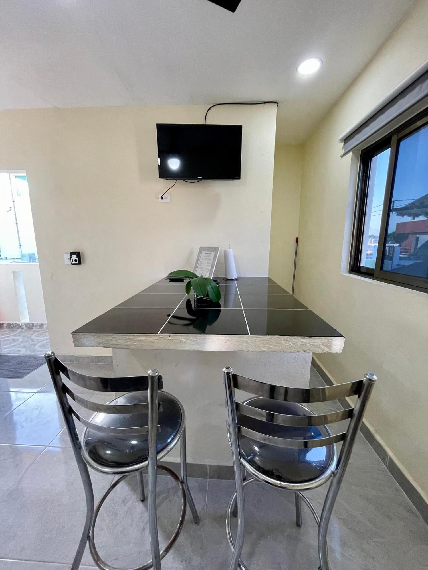 Isla Bonita - Isla Mujeres Centro Apartment Ngoại thất bức ảnh